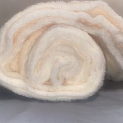 Luxury Faux Fur Plush Blanket – Super Soft & Cozy (Queen/Full) 