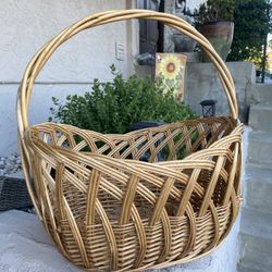 Large Vintage Wicker Basket