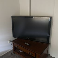 Tv And Coffee Table 