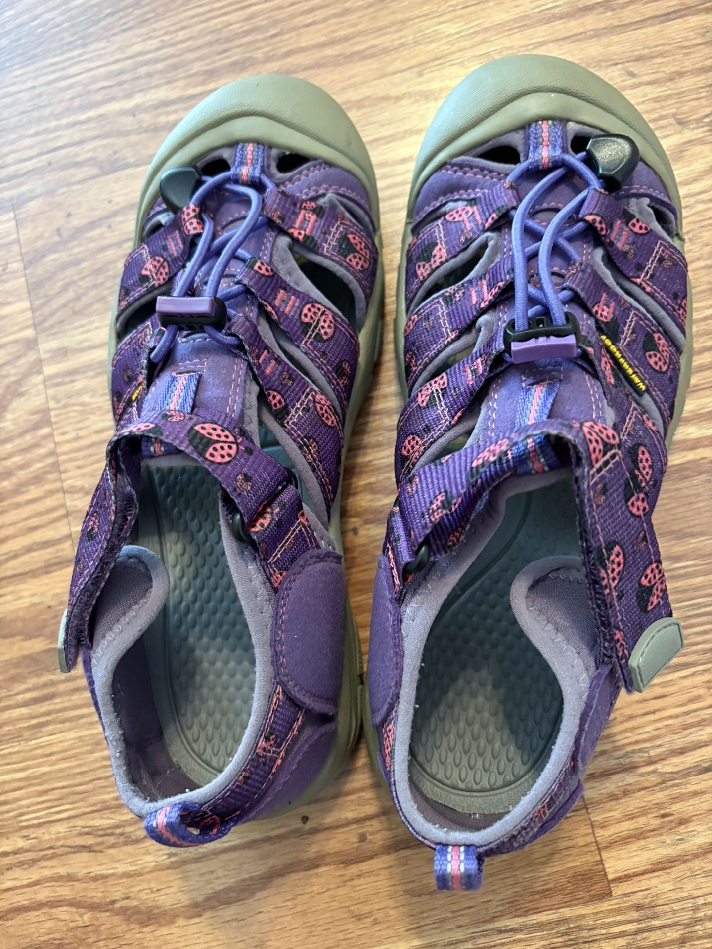 Ladies Purple Ladybug KEEN Newport Sandals Size 6