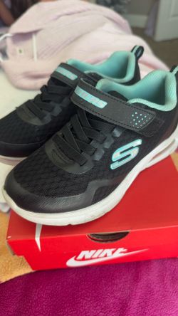 Kids 13.5 Sketchers 