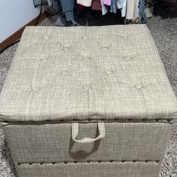 Storage ottoman