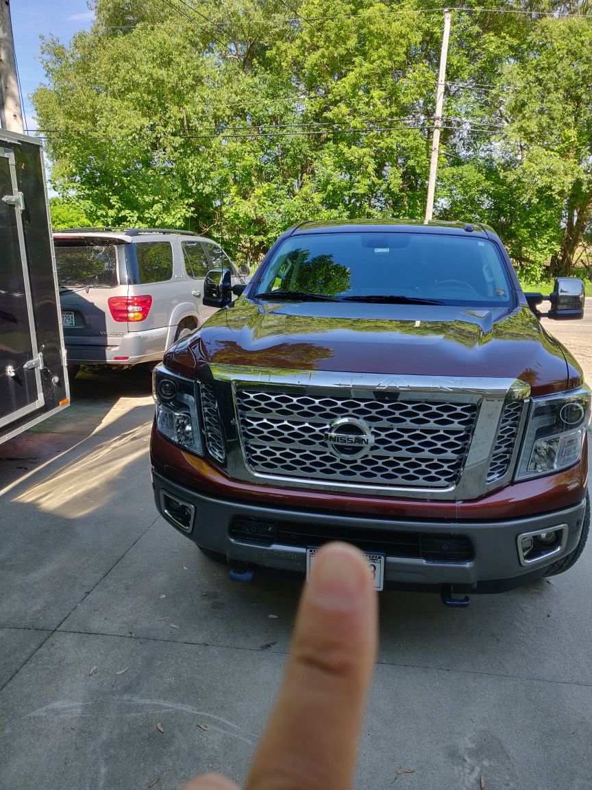 2017 Nissan Titan