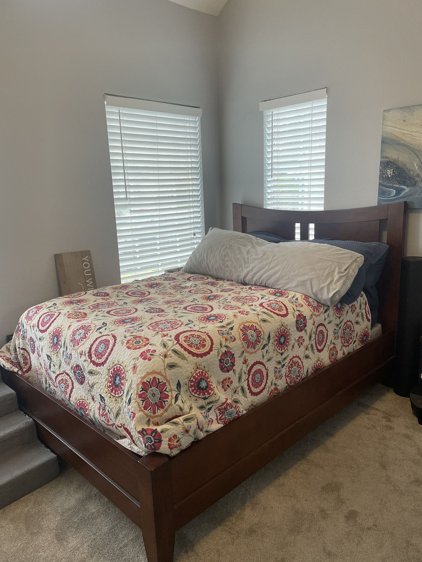 Full Size Bed (mattress, frame, and Box Spring)
