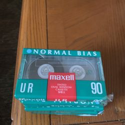 6 NORMAL BIAS MAXWELL TINTED OVAL WINDOW  CASSETTE SHELL90  min 12x45 135 M/443ft Made  In USA