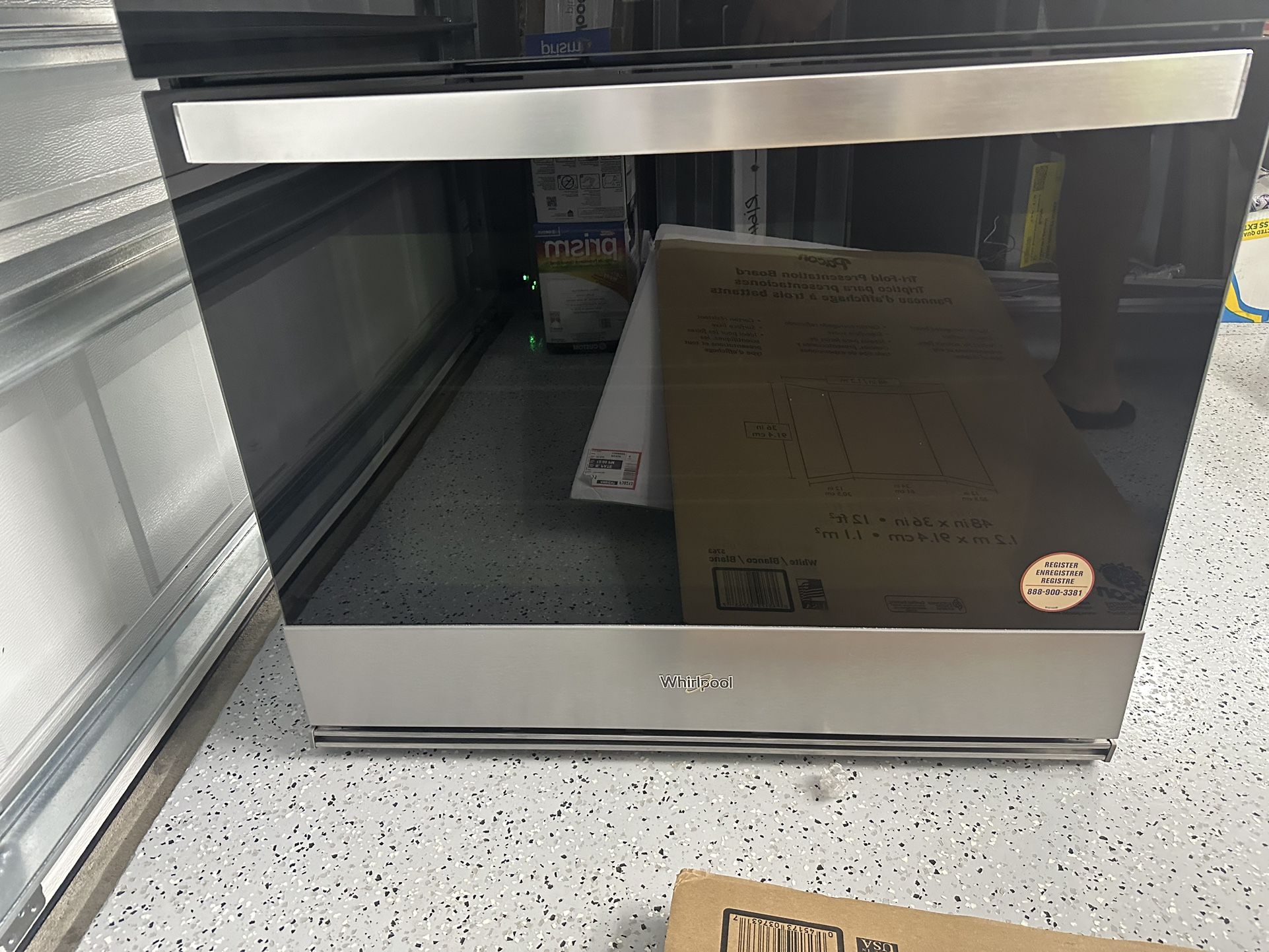 Brand New Whirlpool Oven