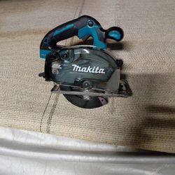 Makita  18 V  XSC04 