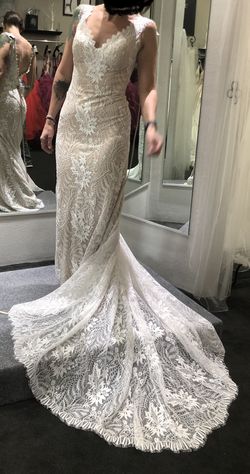 Wedding dress - Never Worn