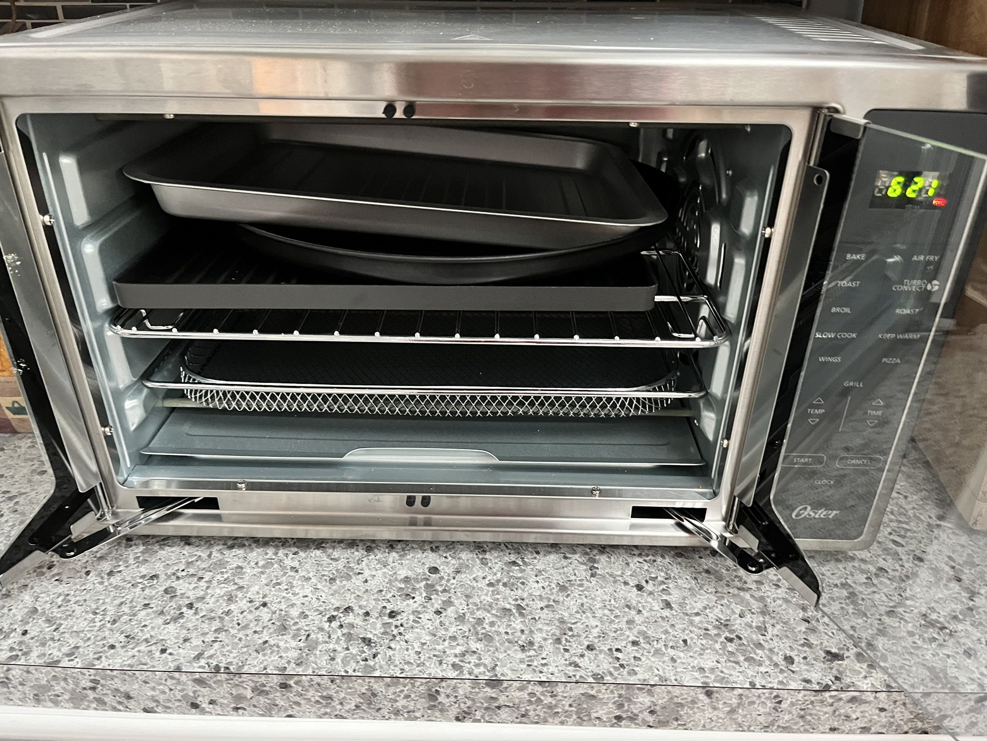 Oster TSSTTVFDDG French Door Toaster Oven, Extra Large, Silver for Sale in  Snohomish, WA - OfferUp