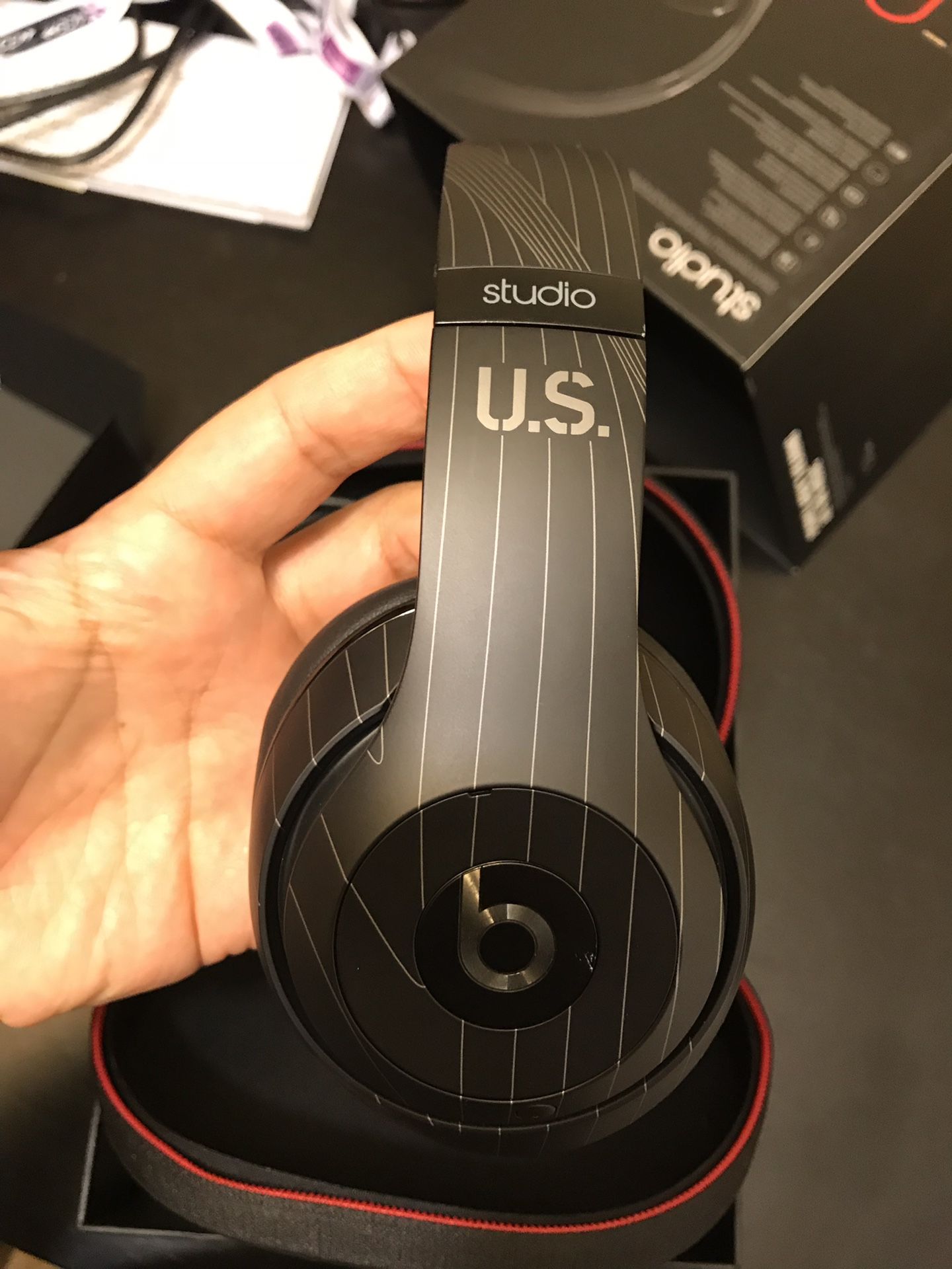 Headphones Beats by Dre US military edition