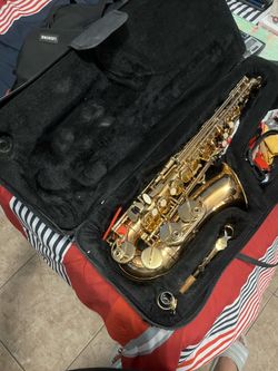 Saxophone for sale case included