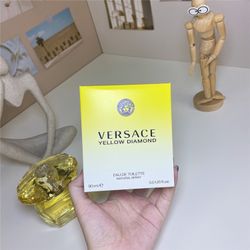 Versace Yellow Diamond Perfume 3 Oz Bottle Spray Fragrance