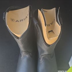 Ariat Boots 👢