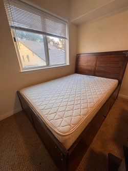 Full bed frame