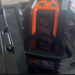 Self Leveling Láser Level