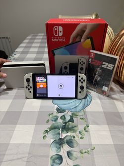 OLED Nintendo switch white