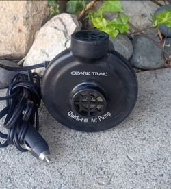 Air Pump Plugs into Car - Truck Works Great Camping - Boating - Beach Trips