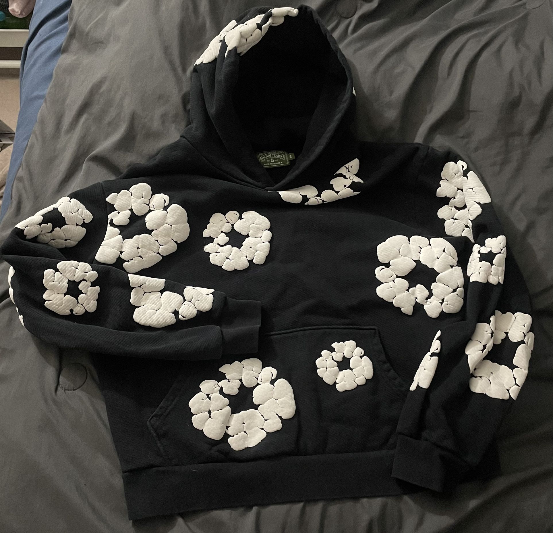 Authentic Denim Tears Cotton Wreath Hoodie – Size M