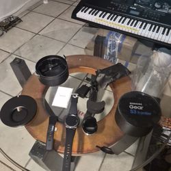 Samsung Gear S3 Frontier Watch.  FOR PARTS!!!!