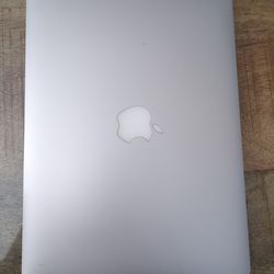 Apple MacBook Pro Model A1502