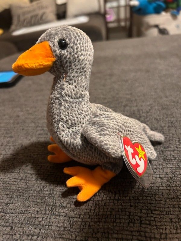 Honks beanie baby 1999