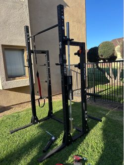 ROGUE HR-2 HALF RACK (90-70) CHIN UP AND ASSIST BAND INCLUDED great for at home weights gym