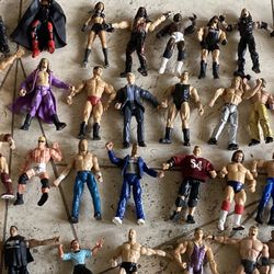 Huge vintage collection lot WWE WWF Wrestling action figures accessories late 1990s early 2000s toys Cool 