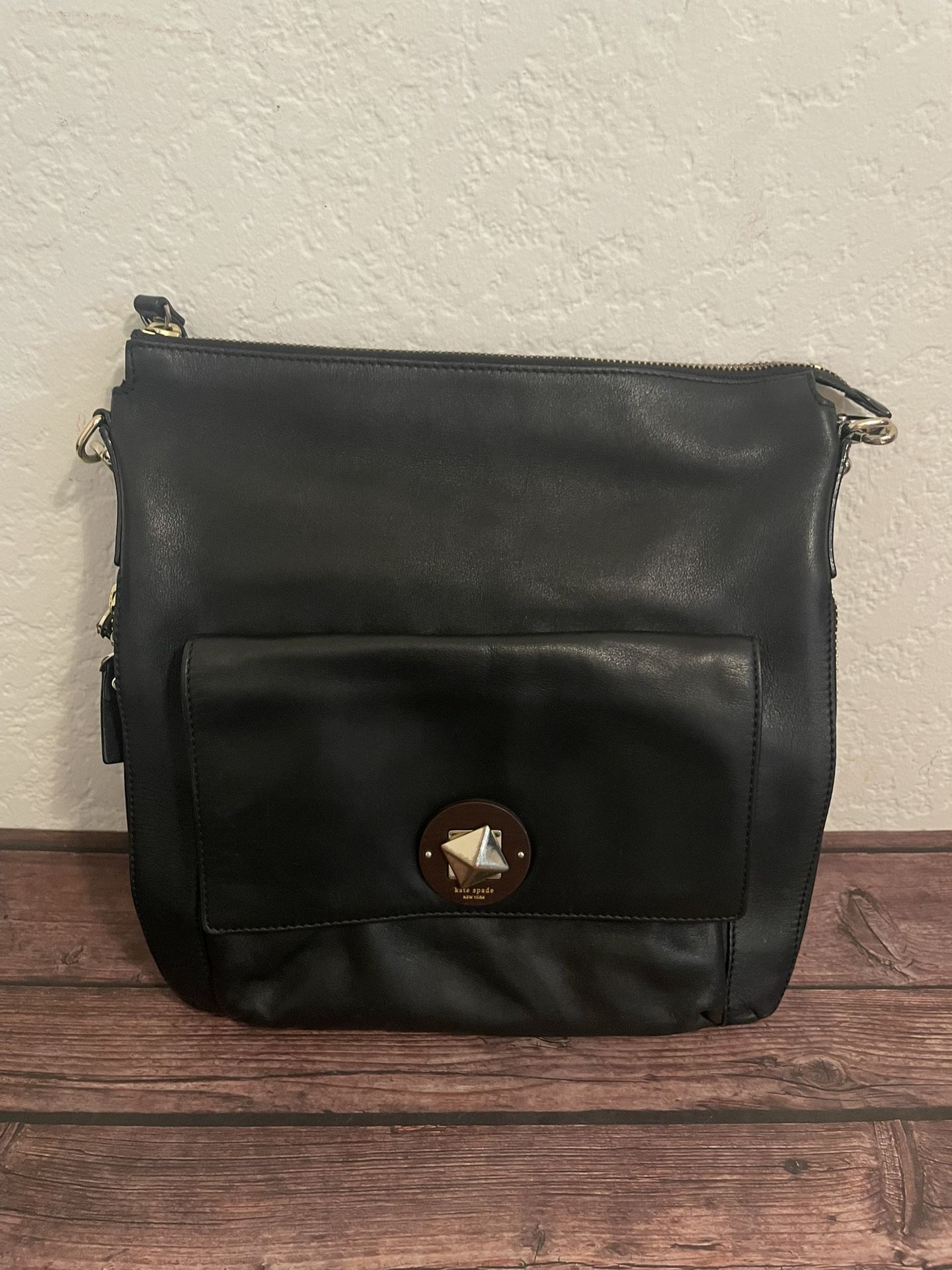 Kate Spade Black Leather Expandable Tote Shoulder Bag Austin