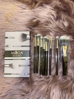 Moda studio brushes set 8pc pro
