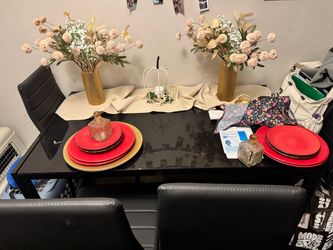 Glass Top: Black Dining Table with 4 Chairs