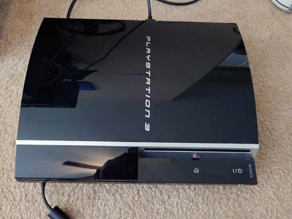 Ps3 Backwards Compatible With Original Box In Great Condition 