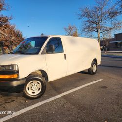 2018 Chevrolet Express 2500