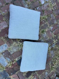 2x seat cushions in gray 18”x 20”  Located in concord Minor stains, washable  No rips/tears  $10 or best offer for the cushions