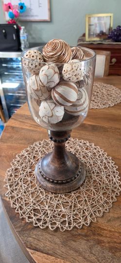 Beautiful glass table vase