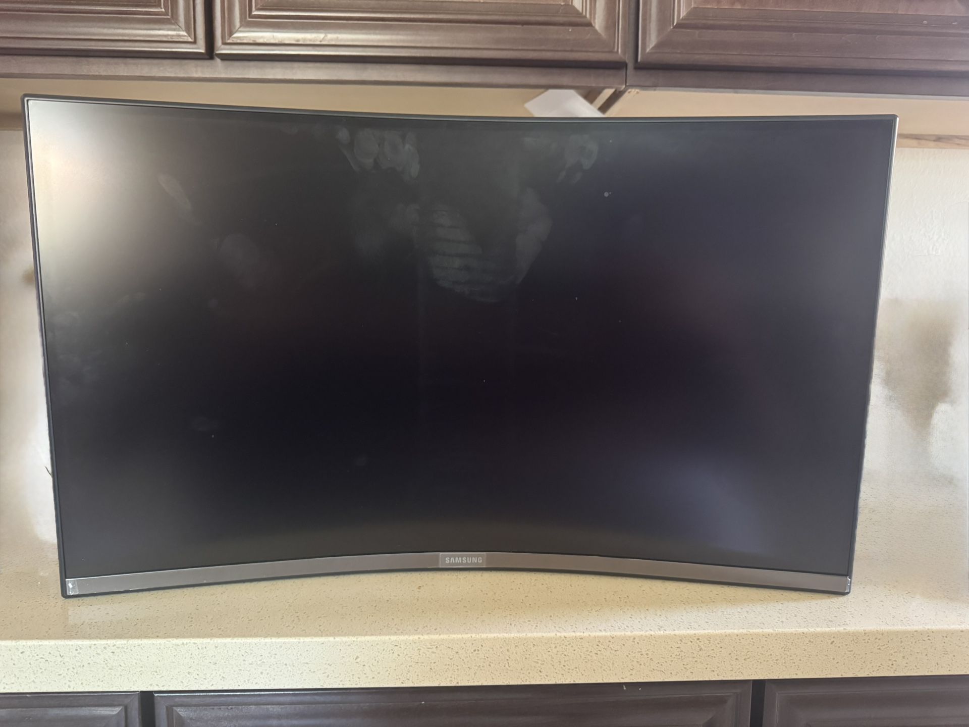 27” Black Samsung T55 Curved Monitor