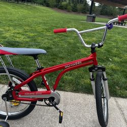 20” Schwinn Bike With Training Wheels