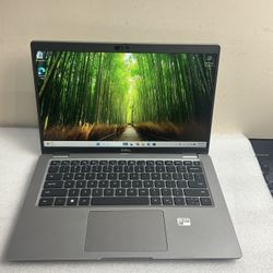 Dell Latitude  5440 i5-1345U 1.6GHZ 16GB RAM 256GB SSD Window 11pro.   Condition is Used. Shipped with UPS Ground.   16GB RAM  256GB SSD   1.6 GHz Int