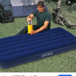 Twin air mattress – Intex