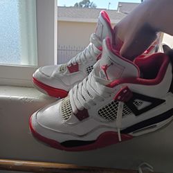 Air Jordan 4 Retro Fire Red