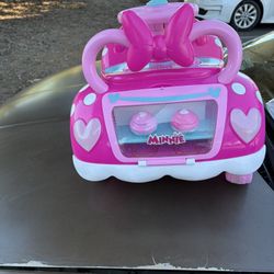 Minnie Mouse Car