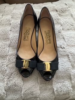 Ferragamo heels size 6-6.5