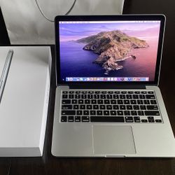 Apple MacBook Pro Laptop Bundle Nice LOOK