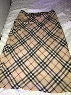 Burberry skirt