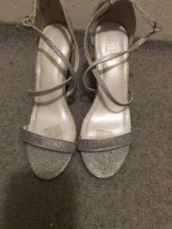 Glitter heels! Super cute! Size 7! $25