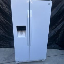 Kenmore side my side refrigerator