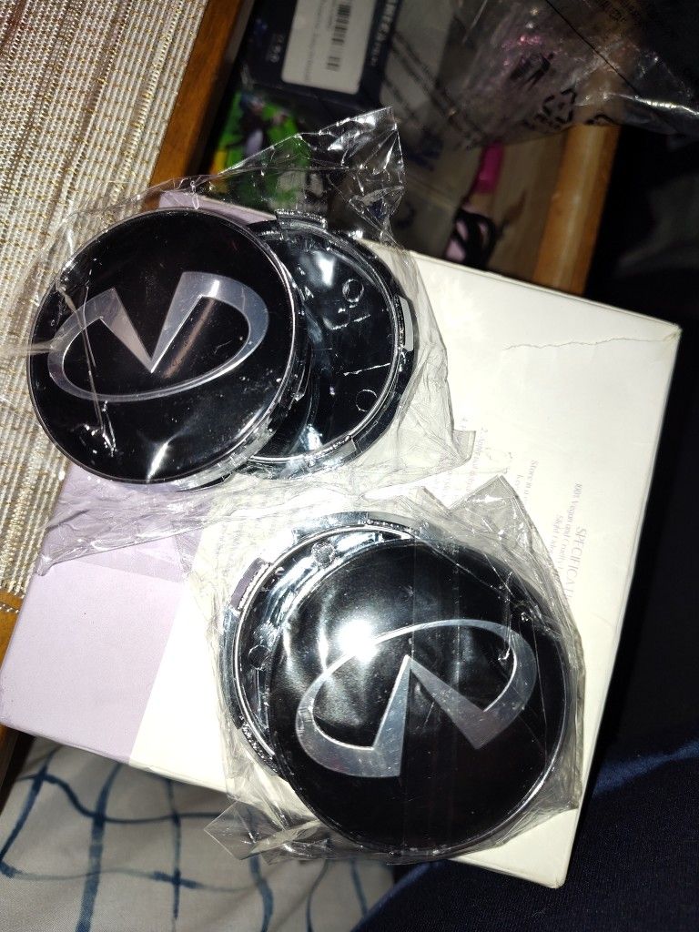 60mm Infiniti Wheel Center Emblems