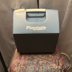Igloo Playmate Cooler Small