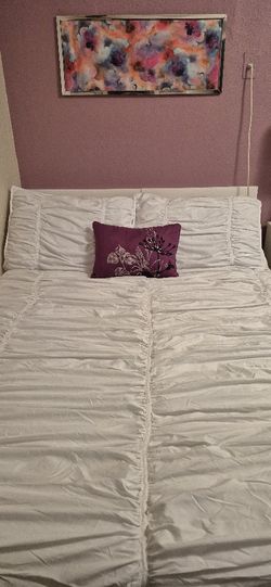 Full Size Conforter & 2 Pillows Covers