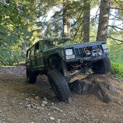 Jeep Cherokee Parts 