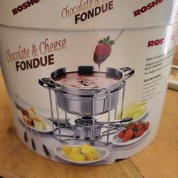 Cheese And Chocolate Fonduo